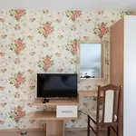 Pensionat Farawayhomes Near Vienna Airport - Anytime Self Check-in Bruck an der Leitha