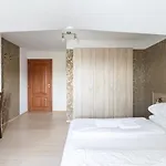 Farawayhomes Near Vienna Airport - Anytime Self Check-in Pensionat 3*