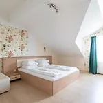 Farawayhomes Near Vienna Airport - Anytime Self Check-in Pensionat