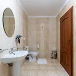 Farawayhomes Near Vienna Airport - Anytime Self Check-in Pensionat