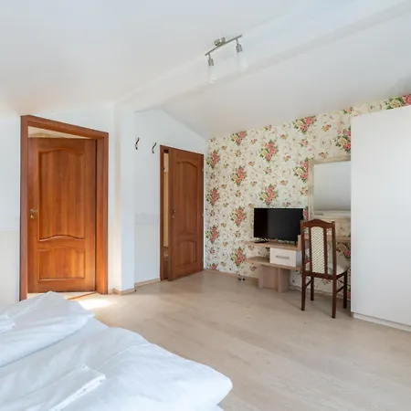 Farawayhomes Near Vienna Airport - Anytime Self Check-in Gæstehus