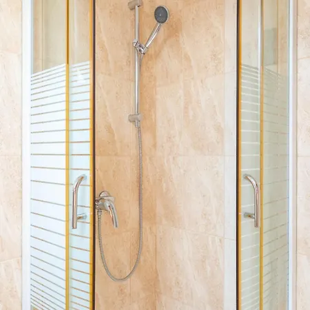 Gæstehus Farawayhomes Near Vienna Airport - Anytime Self Check-in