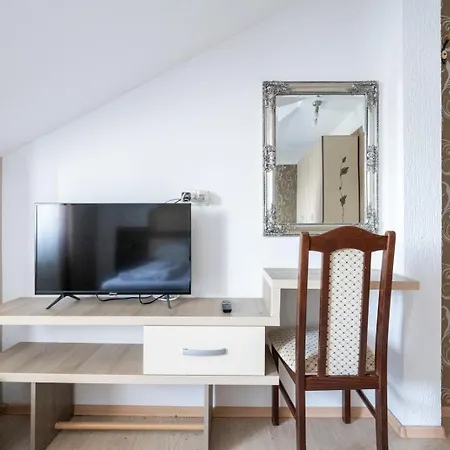 Farawayhomes Near Vienna Airport - Anytime Self Check-in Gæstehus 3*