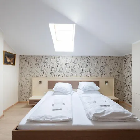 Farawayhomes Near Vienna Airport - Anytime Self Check-in 3* Bruck-Leitha