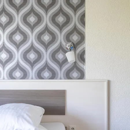 Farawayhomes Near Vienna Airport - Anytime Self Check-in 3* Bruck-Leitha