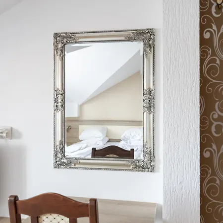 Πανσιόν Farawayhomes Near Vienna Airport - Anytime Self Check-in