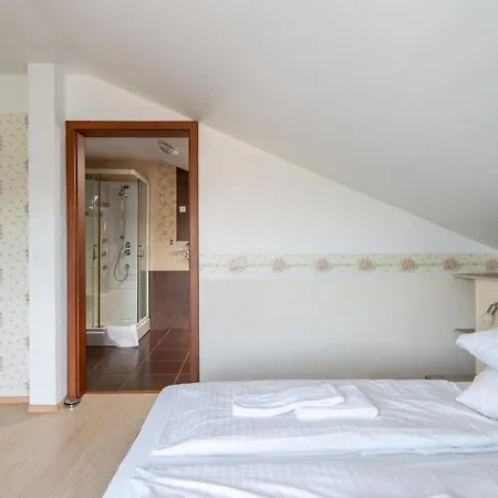 Farawayhomes Near Vienna Airport - Anytime Self Check-in Bruck an der Leitha