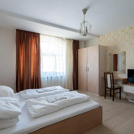 Farawayhomes Near Vienna Airport - Anytime Self Check-in 3*