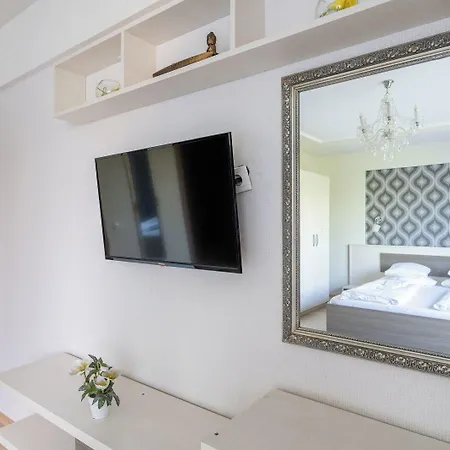 Farawayhomes Near Vienna Airport - Anytime Self Check-in Bruck an der Leitha