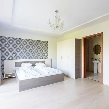 Farawayhomes Near Vienna Airport - Anytime Self Check-in 3* Bruck an der Leitha