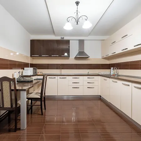 Farawayhomes Near Vienna Airport - Anytime Self Check-in