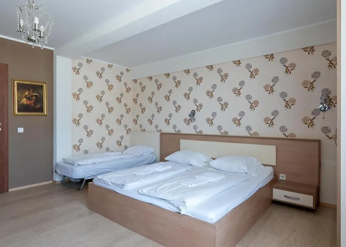 Farawayhomes Near Vienna Airport - Anytime Self Check-in 3*