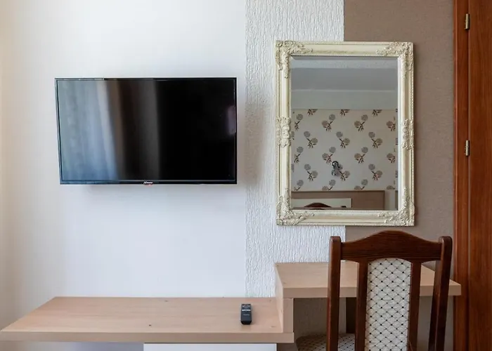 Farawayhomes Near Vienna Airport - Anytime Self Check-in 3*