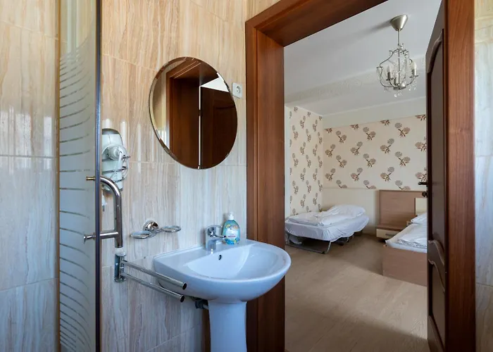 Farawayhomes Near Vienna Airport - Anytime Self Check-in Guest house