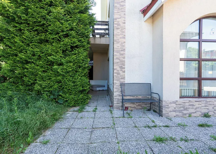 Guest house Farawayhomes Near Vienna Airport - Anytime Self Check-in 3*