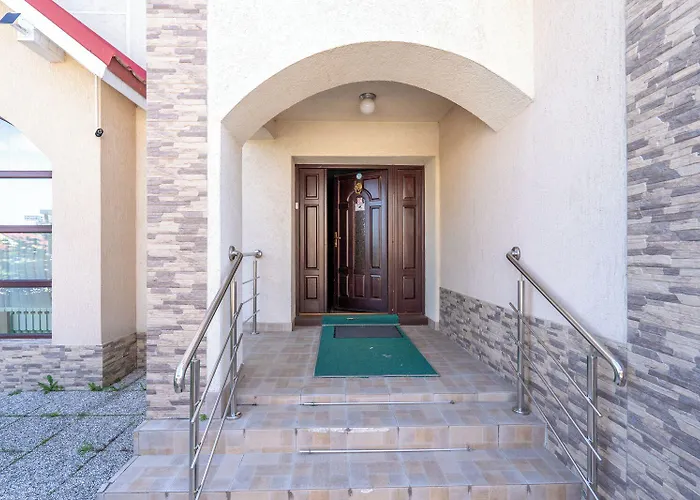 Farawayhomes Near Vienna Airport - Anytime Self Check-in Guest house 3*