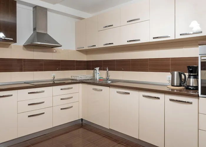 Guest house Farawayhomes Near Vienna Airport - Anytime Self Check-in 3*